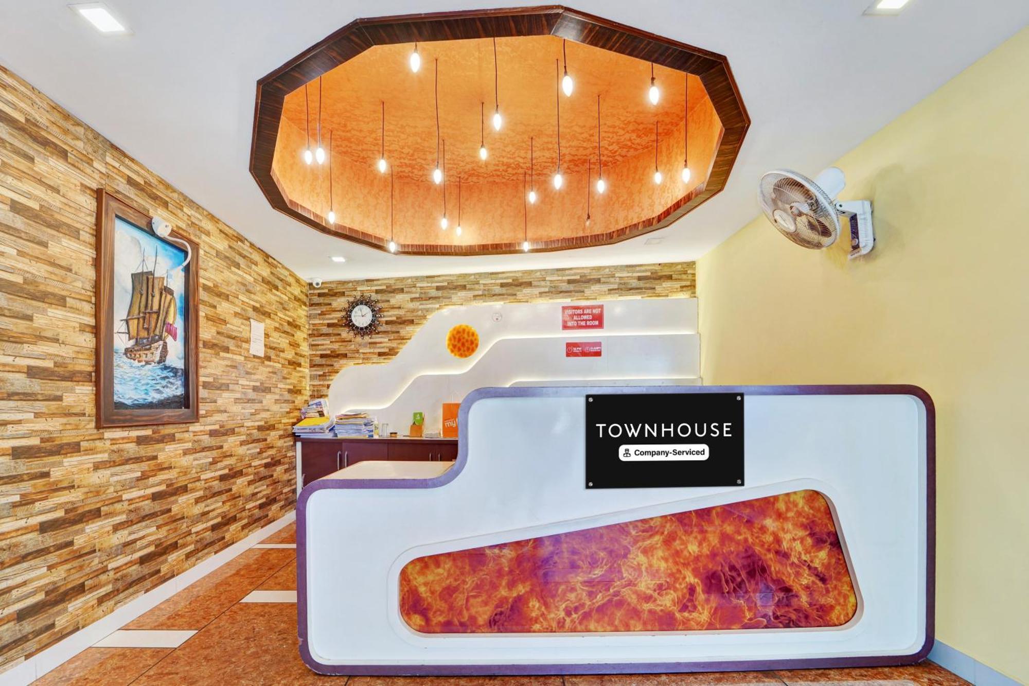 ホテル Super Townhouse Ernakulam North Kochi エクステリア 写真