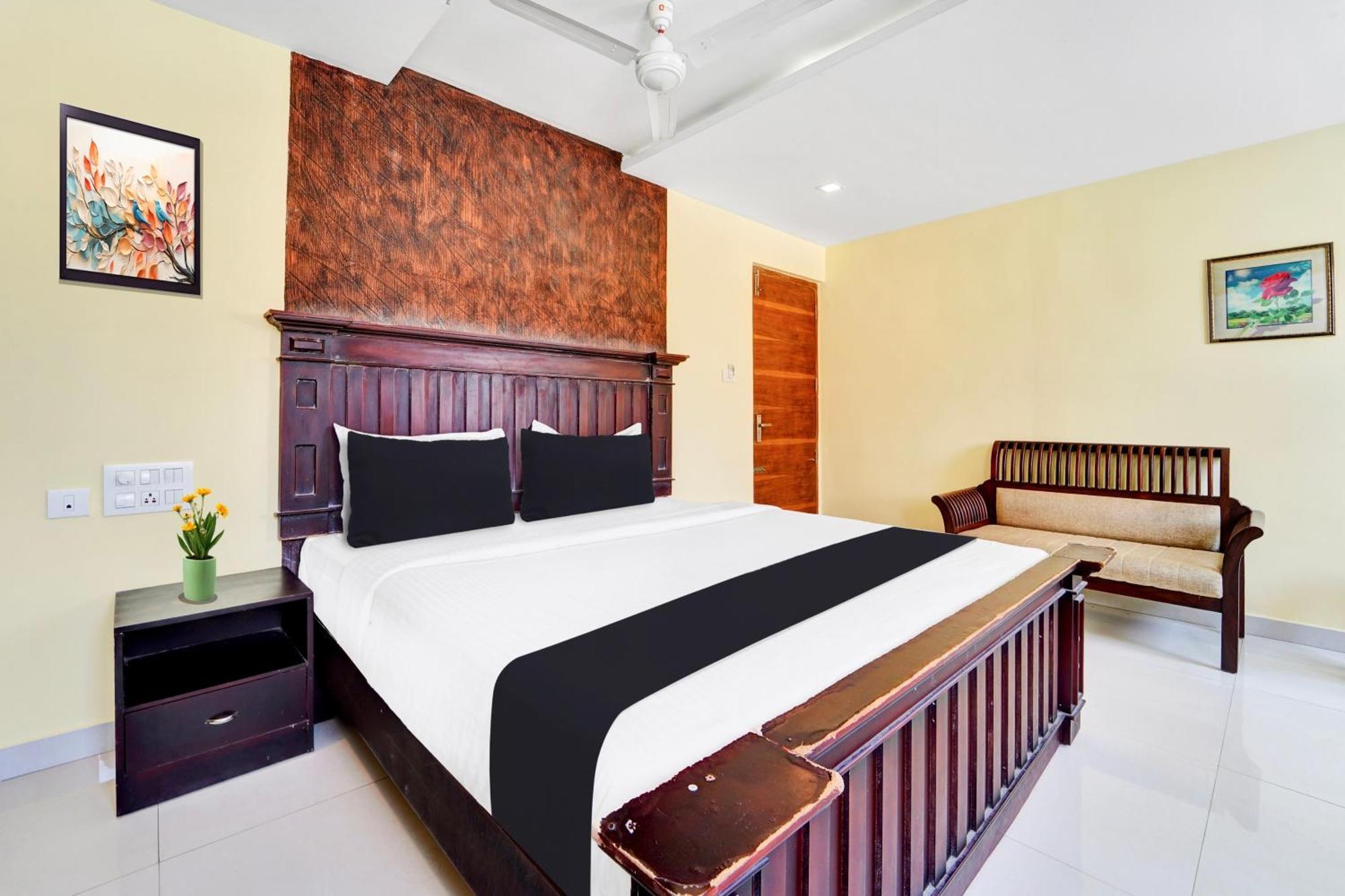 ホテル Super Townhouse Ernakulam North Kochi エクステリア 写真
