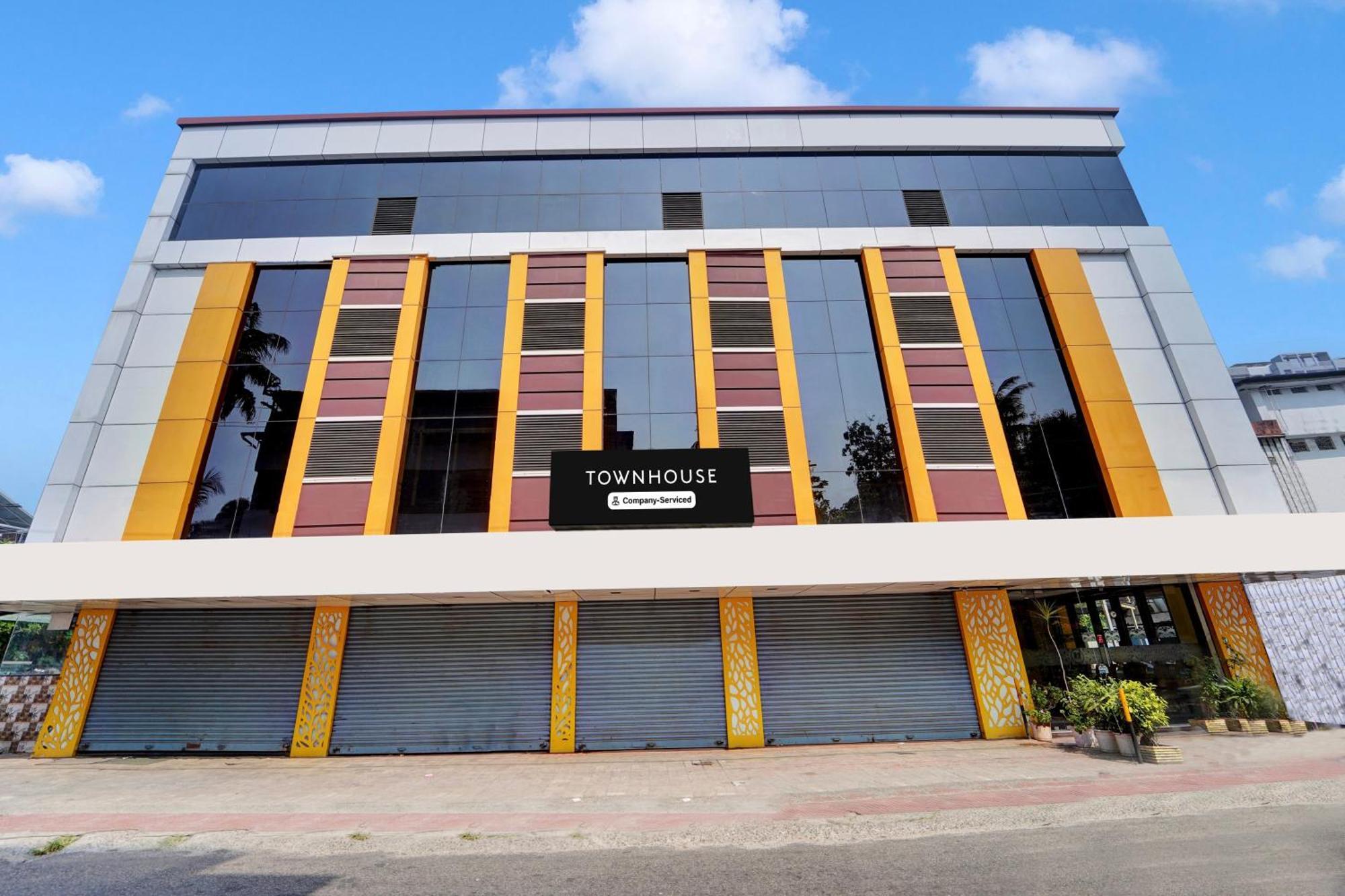 ホテル Super Townhouse Ernakulam North Kochi エクステリア 写真